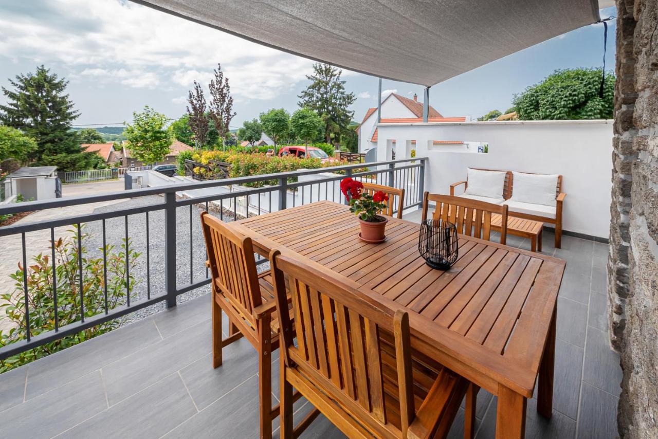 Papoula Vendeghaz Appartement Tihany Buitenkant foto
