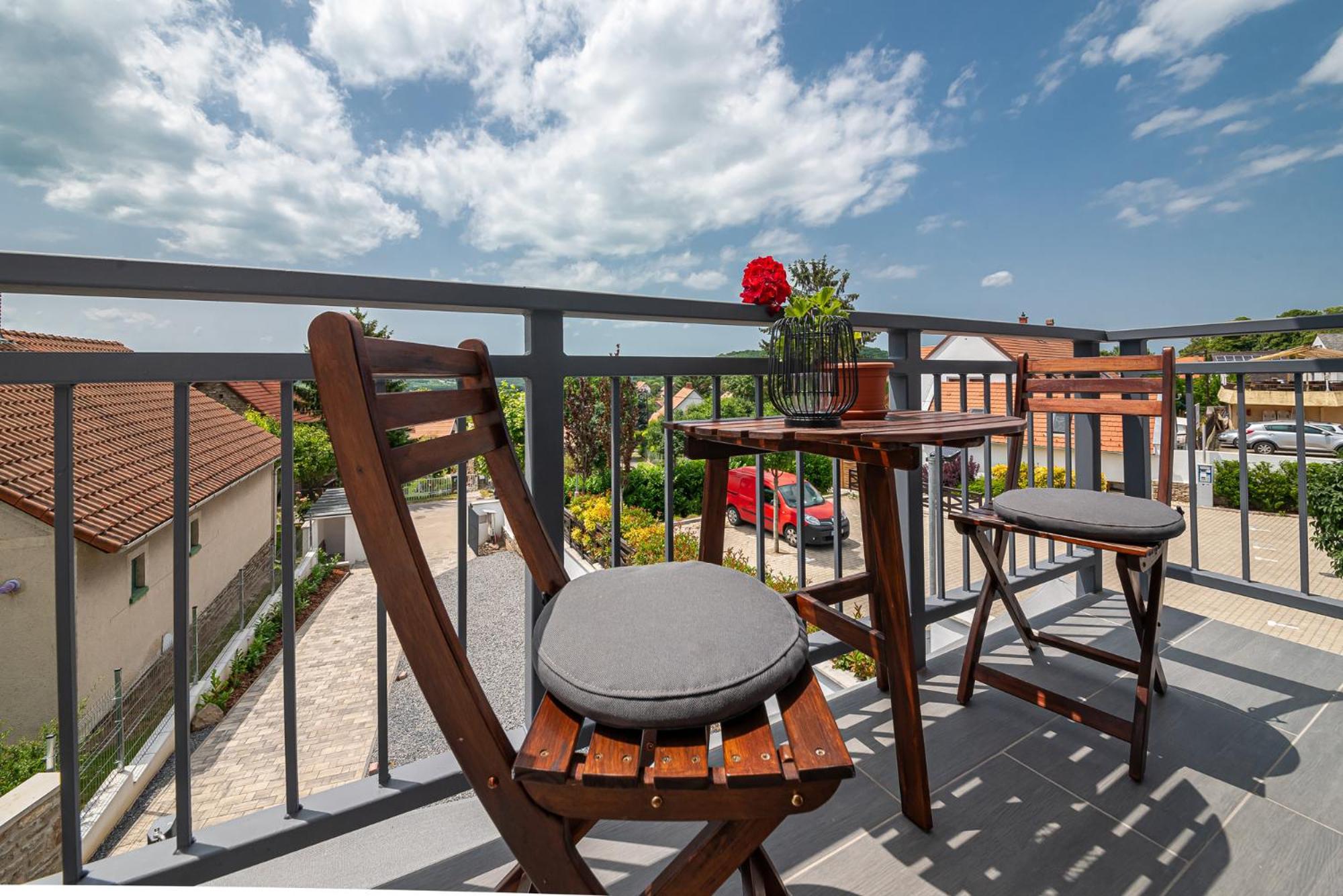 Papoula Vendeghaz Appartement Tihany Buitenkant foto